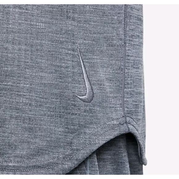 Men’s Nike Yoga Dri-Fit Crew Longsleeve Shirt in Gray, size M, NWT - Picture 4 of 11